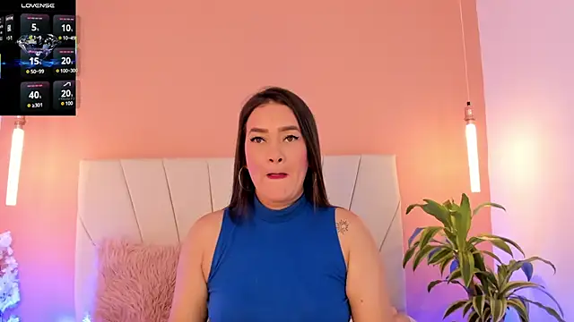 Snapshot of celeste_lewiss chatting on July 7, 12:57 am celeste lewiss online show from July 7, 12:57 am