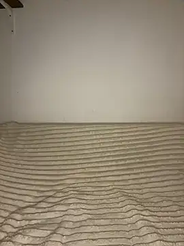 Roxysophie online show from February 8, 6:00 pm