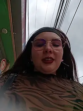 Yulska online show from March 28, 8:19 pm