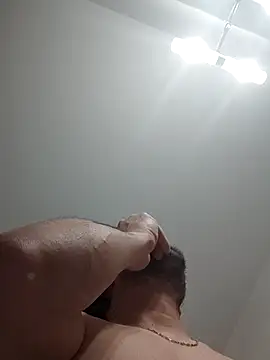 Snapshot of Luluberlu04 chatting on February 11, 1:21 am Luluberlu04 online show from February 11, 1:21 am