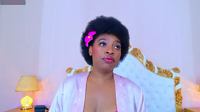 Snapshot of NatashaSilvers chatting on February 24, 6:50 pm NatashaSilvers online show from February 24, 6:50 pm