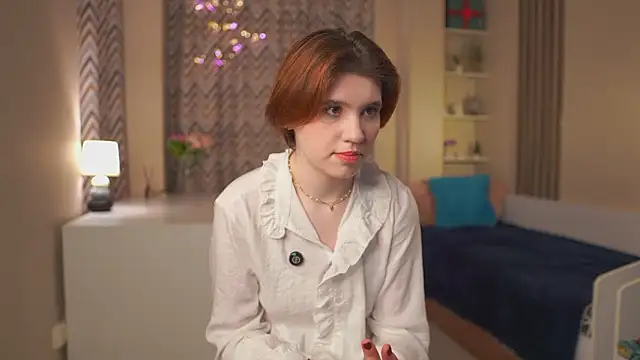 BelleHayton online show from February 16, 1:40 pm