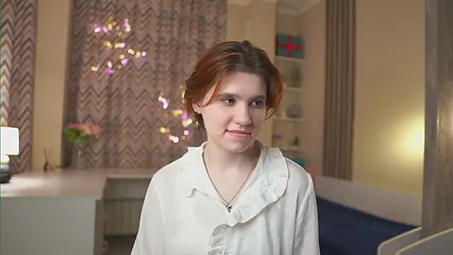 BelleHayton online show from February 17, 2:35 pm