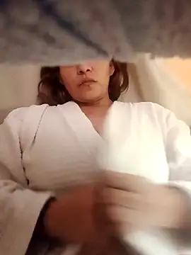 Snapshot of Lindagirlcum chatting on February 7, 8:56 pm Lindagirlcum online show from February 7, 8:56 pm