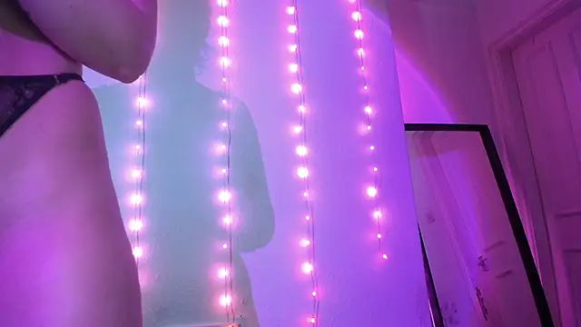 Freja Fantasy online show from February 22, 12:15 pm