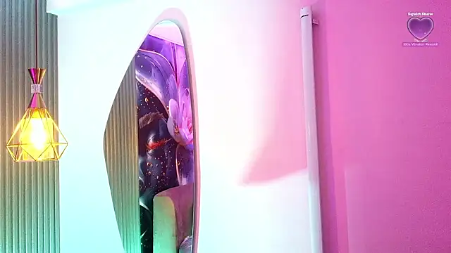 Snapshot of sabrina_lafaux_cr chatting on February 18, 7:32 pm sabrina lafaux cr online show from February 18, 7:32 pm