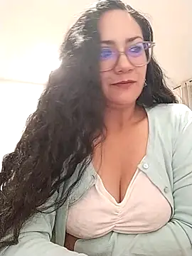 Salma-sweet online show from August 3, 4:00 am