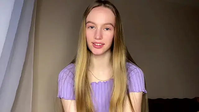 Snapshot of Viktoria_Vibes chatting on February 22, 3:21 pm Viktoria Vibes online show from February 22, 3:21 pm