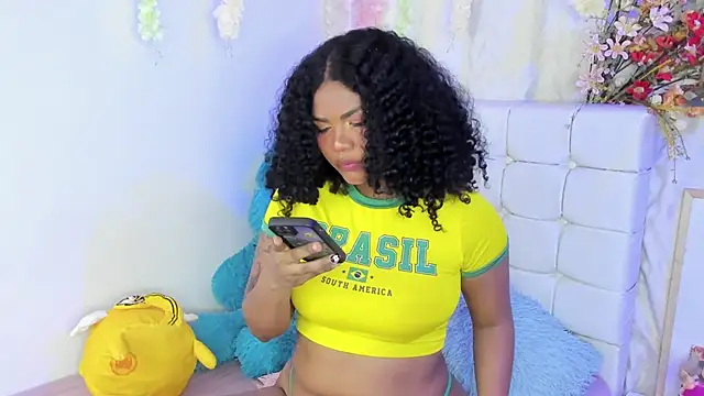 Angel Belll online show from May 31, 12:30 am