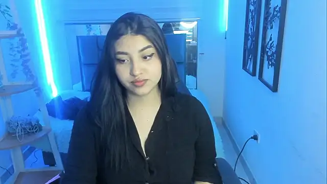 bloom winxx online show from February 10, 2:48 am