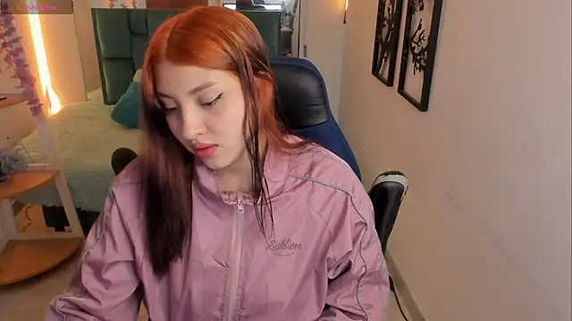 bloom winxx online show from February 24, 3:04 am