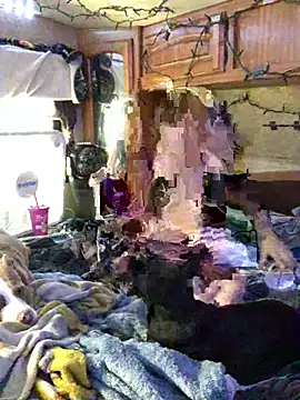 Snapshot of JMT42 chatting on February 12, 9:10 pm JMT42 online show from February 12, 9:10 pm