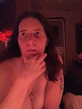 Snapshot of JMT42 chatting on February 22, 3:18 am JMT42 online show from February 22, 3:18 am