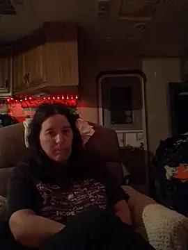 Snapshot of JMT42 chatting on February 23, 1:36 am JMT42 online show from February 23, 1:36 am