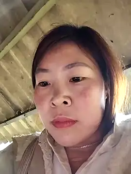 Snapshot of Yiyoongg chatting on February 26, 1:15 am Yiyoongg online show from February 26, 1:15 am