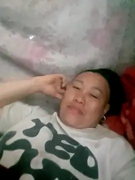 Snapshot of Lucky_baby7 chatting on March 17, 5:11 am Lucky baby7 online show from March 17, 5:11 am