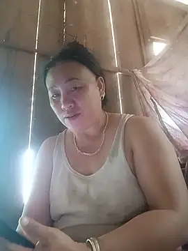 Snapshot of Lucky_baby7 chatting on May 27, 2:52 am Lucky baby7 online show from May 27, 2:52 am