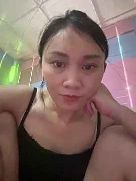 Lucky-baby077 online show from March 1, 3:19 am