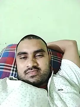 Snapshot of loyalboy_0052 chatting on August 4, 7:38 pm loyalboy 0052 online show from August 4, 7:38 pm