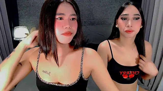 saphira fucks online show from February 23, 6:38 pm