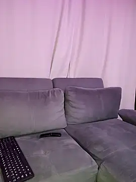 VelvetSolez online show from April 20, 4:48 am