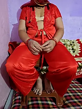 Seductive pooja online show from March 15, 5:52 pm