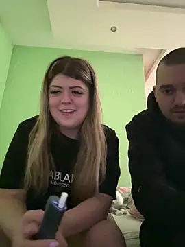 Snapshot of secretdoll00 chatting on February 11, 8:08 am secretdoll00 online show from February 11, 8:08 am