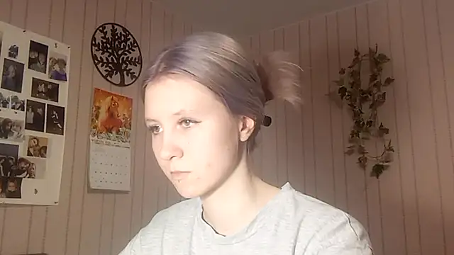 RunawayBr1de online show from February 27, 3:12 pm