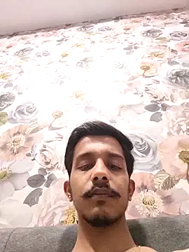 Snapshot of Sam03s chatting on February 26, 11:04 pm Sam03s online show from February 26, 11:04 pm