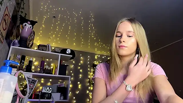 amily sunray online show from February 12, 1:28 pm