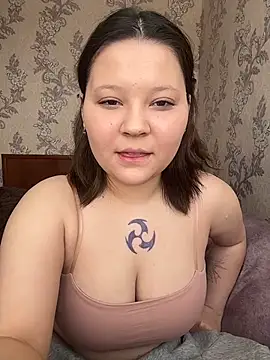 Snapshot of thecuteneighbour chatting on February 27, 9:09 am thecuteneighbour online show from February 27, 9:09 am