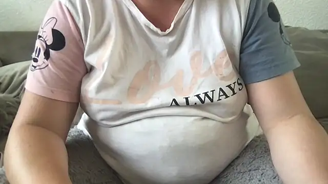 FlirtyFrayaXX online show from June 8, 10:48 am