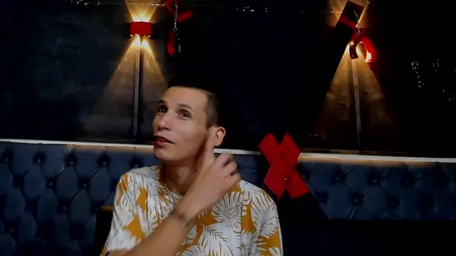 Snapshot of Isaak_26 chatting on February 10, 6:34 pm Isaak 26 online show from February 10, 6:34 pm