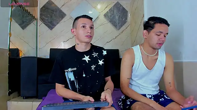 Isaak 26 online show from April 10, 11:48 am