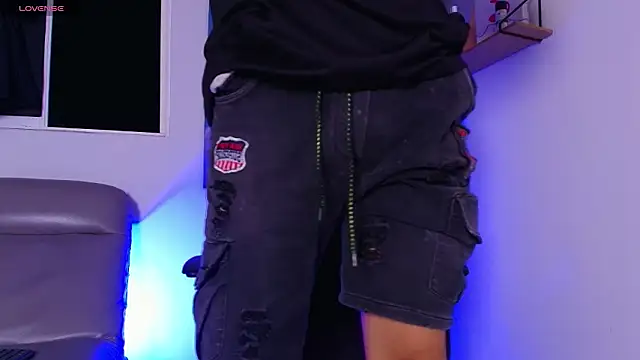 Gael moon  online show from February 13, 4:30 am