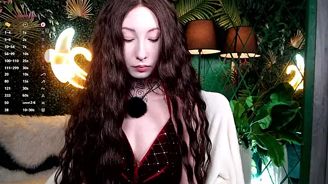 roxy morrison x online show from April 9, 3:39 am