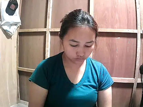 Cloudette 17 online show from February 13, 5:03 am