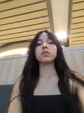 jadelaurent online show from May 28, 11:02 pm