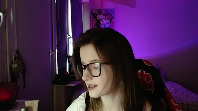 LunaXcherry online show from April 16, 4:52 pm