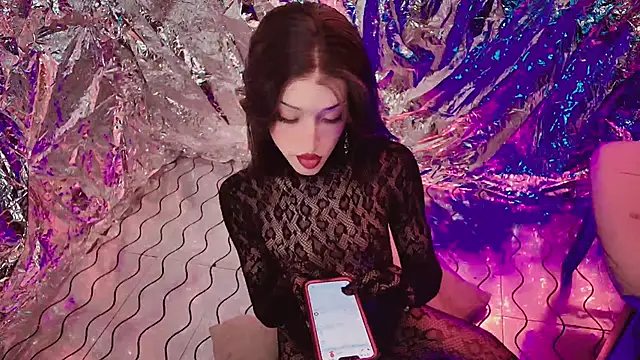 Snapshot of xGoddessx chatting on February 22, 4:46 am xGoddessx online show from February 22, 4:46 am