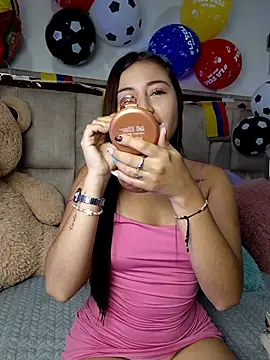 Snapshot of JuliettaArlet chatting on June 16, 11:13 am JuliettaArlet online show from June 16, 11:13 am