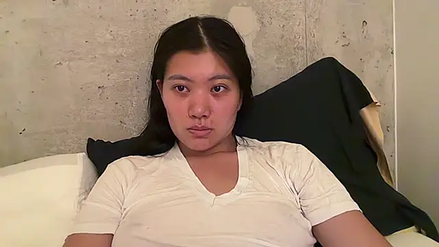 Snapshot of Joycelovely chatting on June 12, 5:06 am Joycelovely online show from June 12, 5:06 am