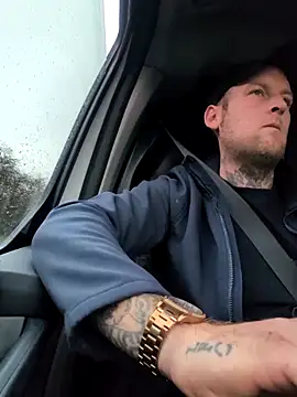 dave32000 online show from February 27, 12:38 pm