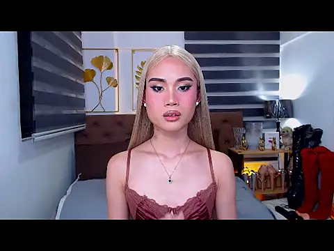 Snapshot of JuicyCockThea chatting on April 29, 6:14 pm JuicyCockThea online show from April 29, 6:14 pm