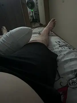 Snapshot of Mattiarx chatting on February 17, 8:59 pm Mattiarx online show from February 17, 8:59 pm