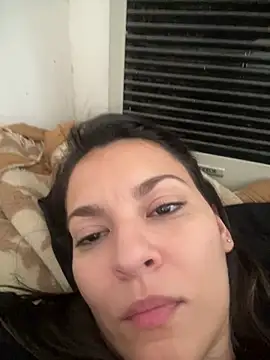 justinahallo online show from March 27, 8:41 pm