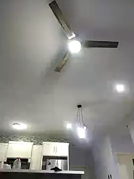 Snapshot of 18lue85 chatting on March 15, 3:07 pm 18lue85 online show from March 15, 3:07 pm