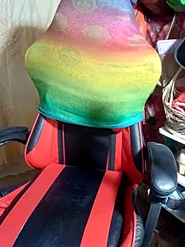 Snapshot of yun_2006 chatting on March 13, 10:11 am yun 2006 online show from March 13, 10:11 am