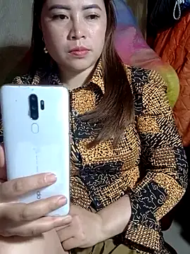 Snapshot of yun_2006 chatting on March 19, 11:14 am yun 2006 online show from March 19, 11:14 am