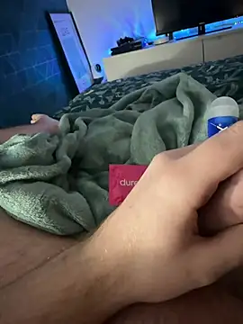 Thomascrtz online show from February 22, 10:30 pm